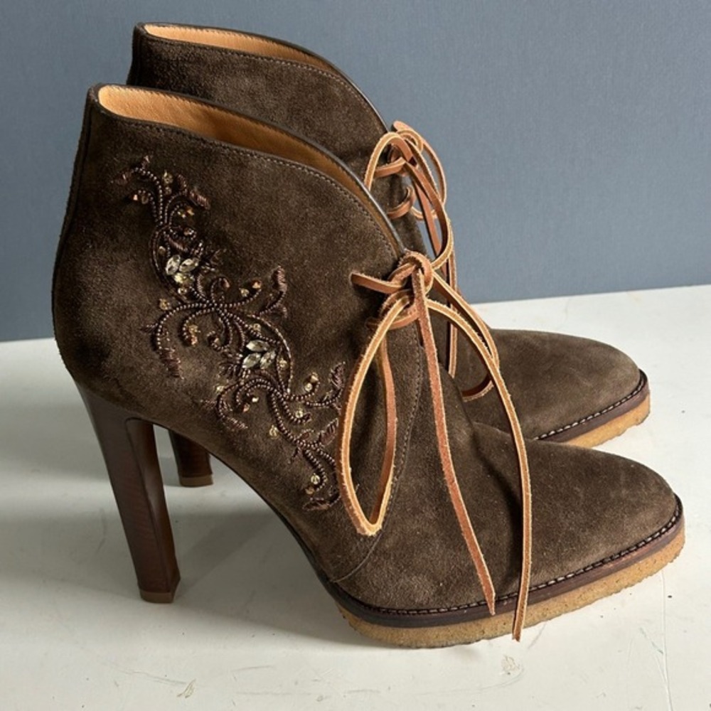 Ralph Lauren Collection Boots Women's Size 10 Brown Suede‎ Heel Beaded Lace Up